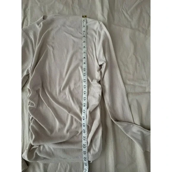 Forever 21 Women Size Small Ribbed Long Sleeve Top Beige Ruched Side Mock Neck - Picture 6 of 15